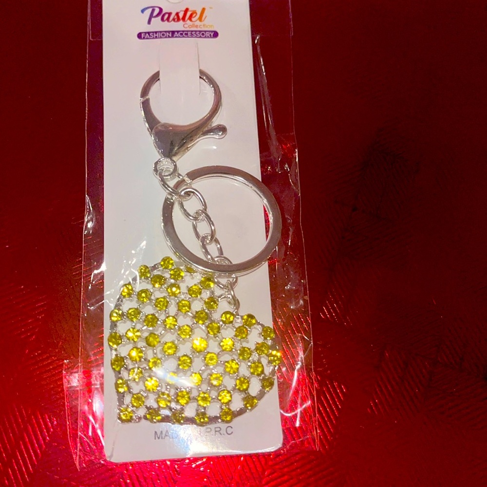 HEART BAG CHARM/ KEYCHAIN